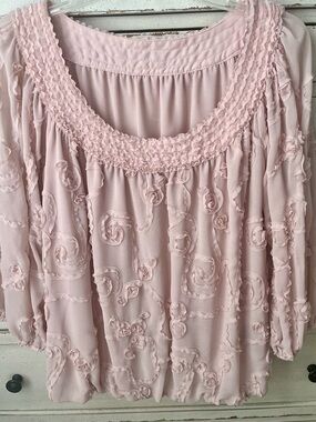 Studio M Blush Pink Peasant Blouse with Textured Pattern and Soft Bubble Hem